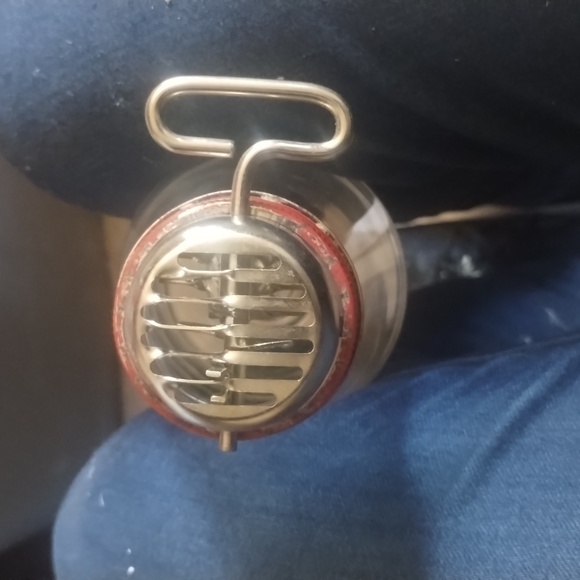 Vintage nut chopper - Picture 3 of 3